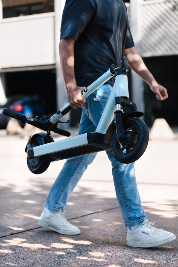 micro scooter lifestyle image